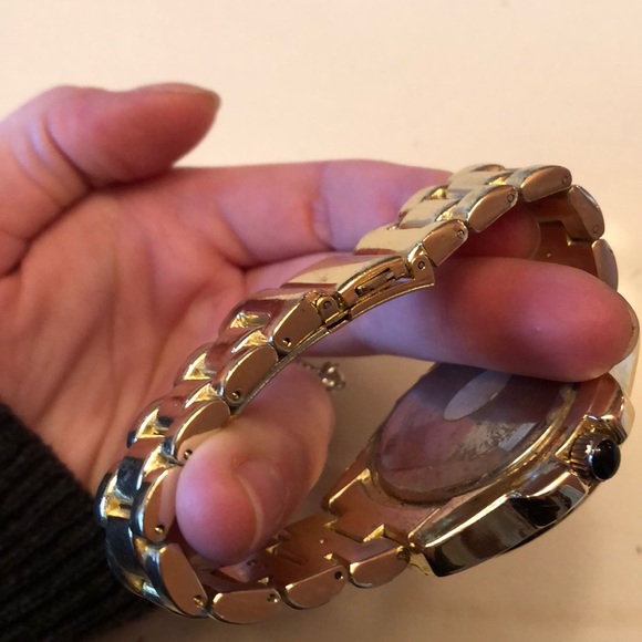 Watch - Picture 3 of 5